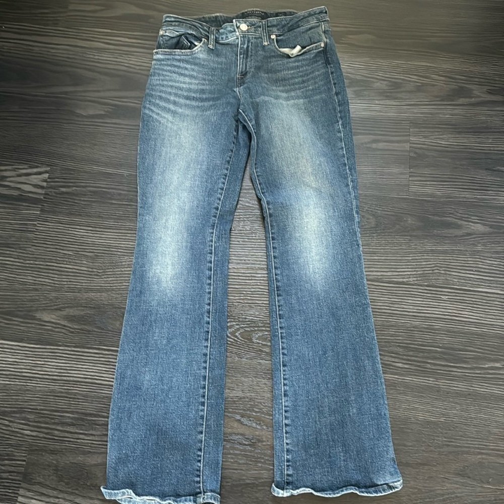🍍LUCKY BRAND REGULAR FIT SIZE 10/30🍍9” rise🍍